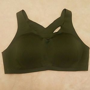 Lululemon Enlite Bra PESTO Green in EUC sz 38D